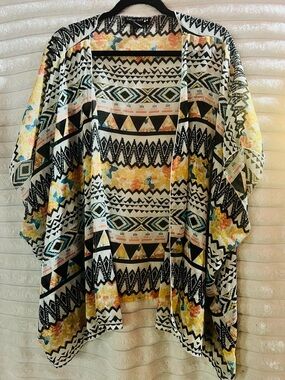 living doll Black & Orange Aztec Floral Kimono